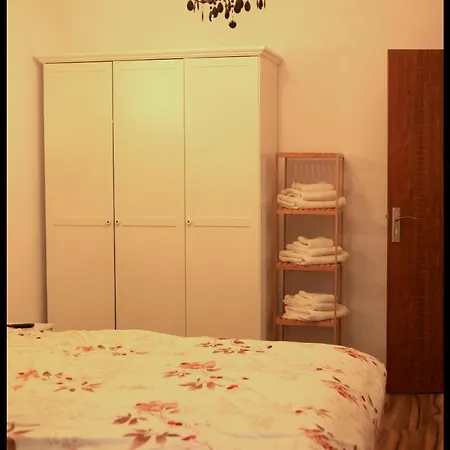 Apartment Ulo *